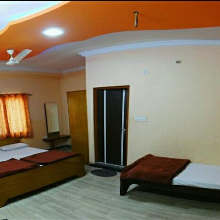 Ganga Palace Ujjain Exterior photo