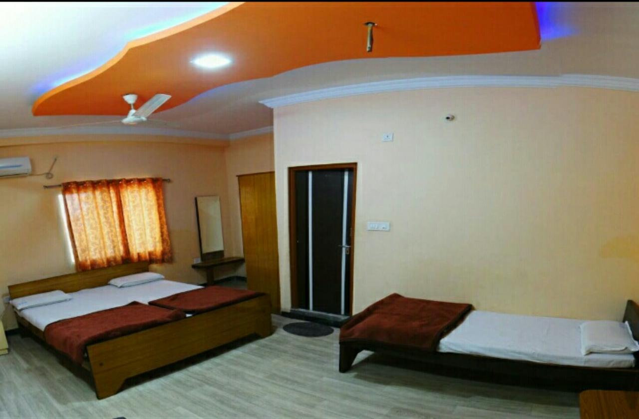 Ganga Palace Ujjain Exterior photo