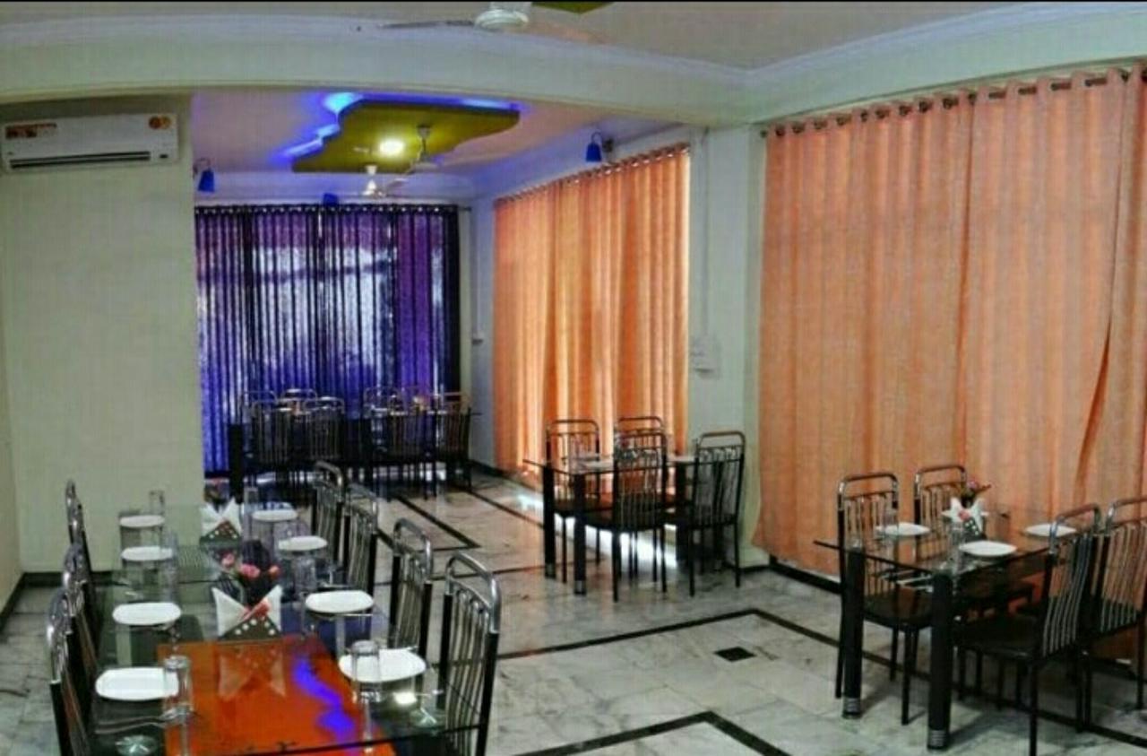 Ganga Palace Ujjain Exterior photo