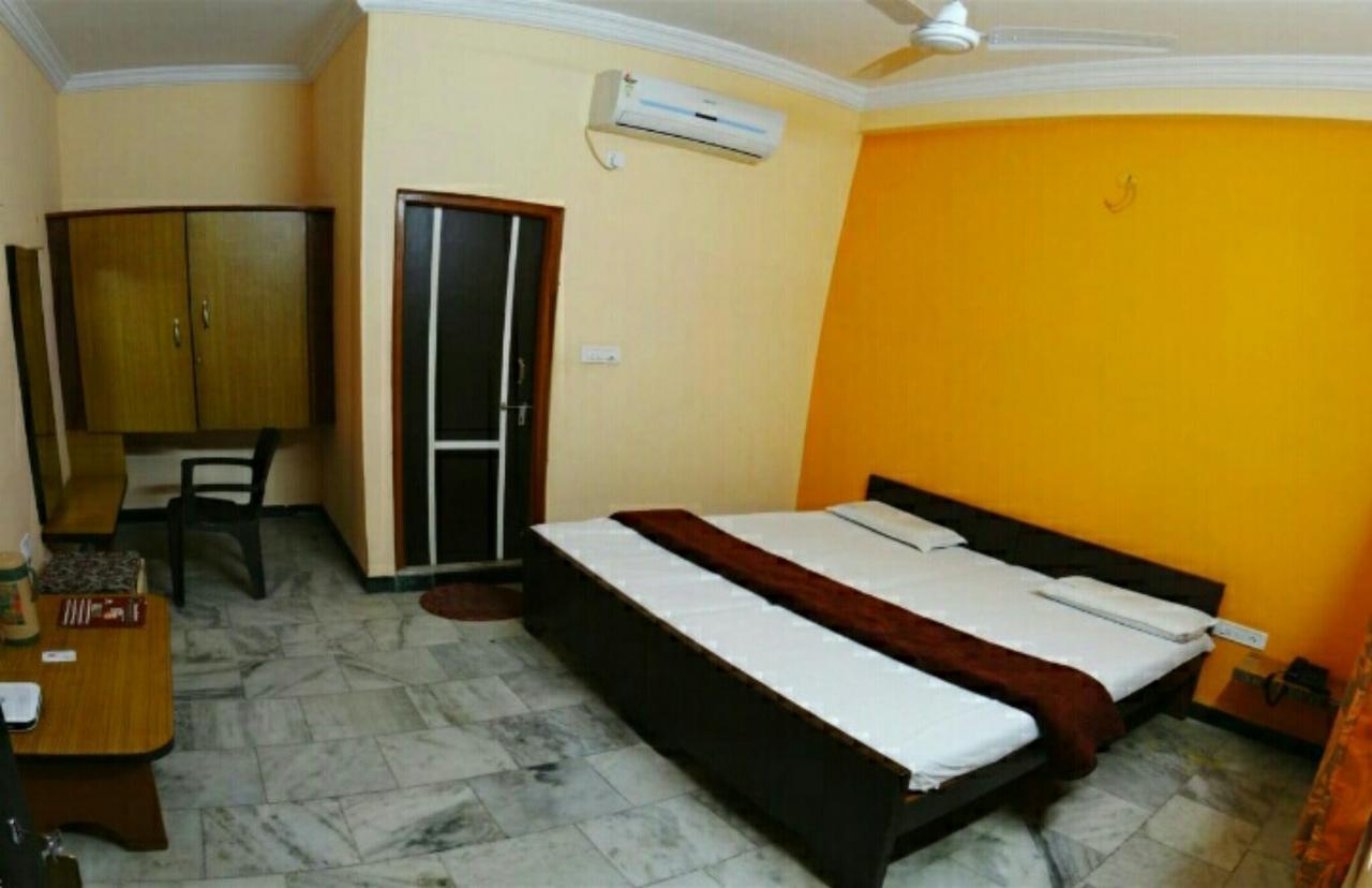 Ganga Palace Ujjain Exterior photo